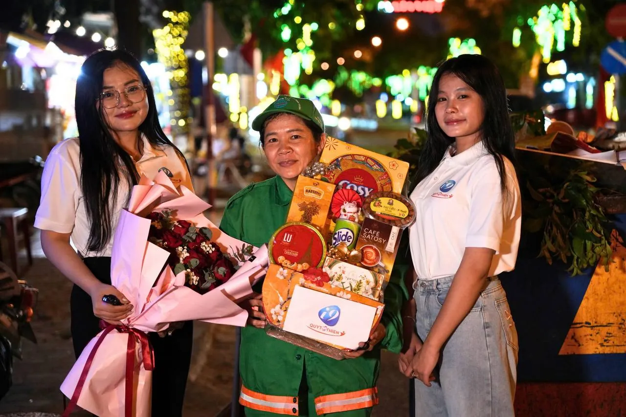 Biểu tượng Hỗ trợ Email u888 live